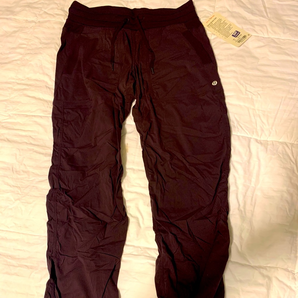 Lululemon dance studio pant (unlined)